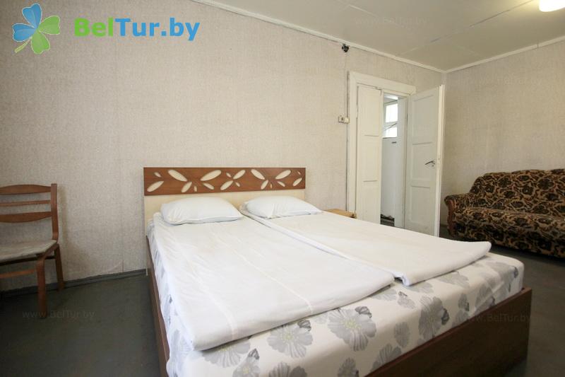 Rest in Belarus - recreation center Selyahi - 1-room for four people (House Retro) 