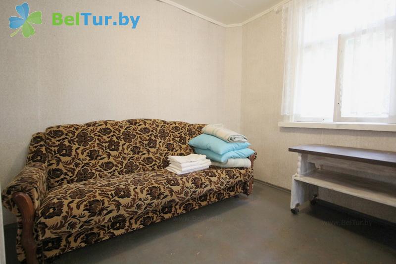 Rest in Belarus - recreation center Selyahi - 1-room for four people (House Retro) 