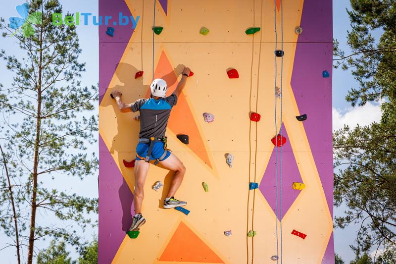 Rest in Belarus - tourist complex Park Hotel Yarki - Climbing wall