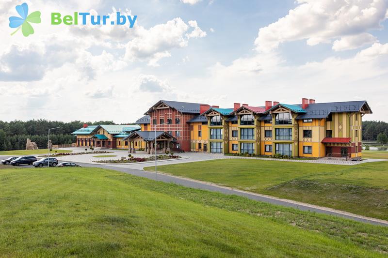 Rest in Belarus - tourist complex Park Hotel Yarki - Territory