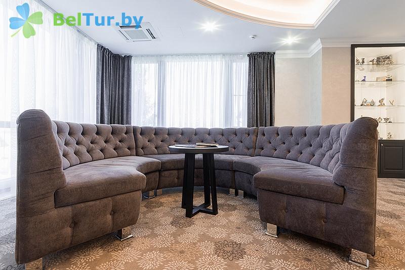 Rest in Belarus - hotel complex Versailles Park Hotel - Reception