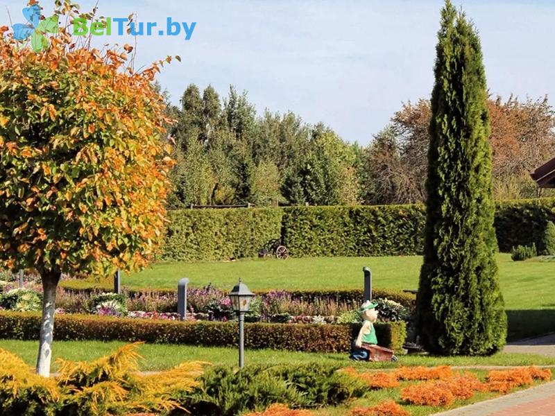 Rest in Belarus - hotel complex Versailles Park Hotel - Territory