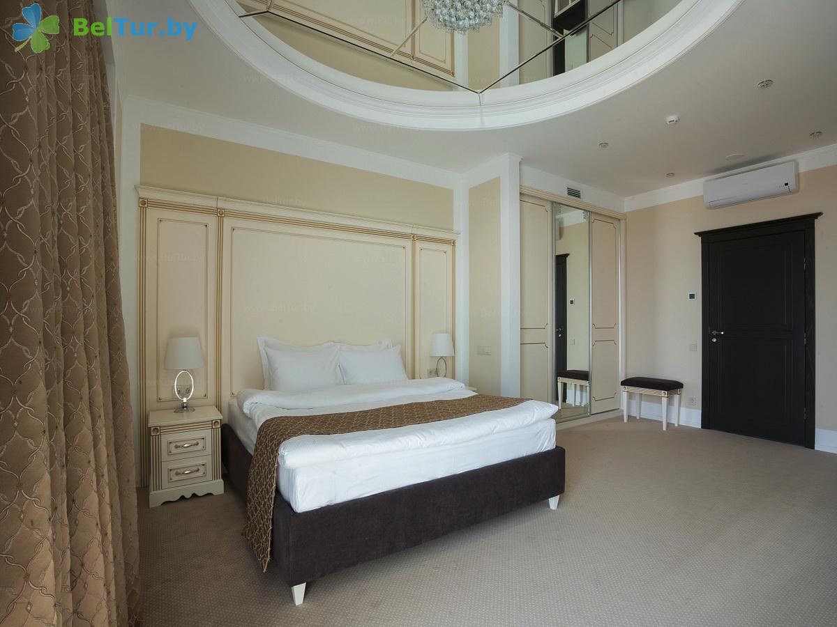 Rest in Belarus - hotel complex Versailles Park Hotel - 1-room double junior suite (hotel) 