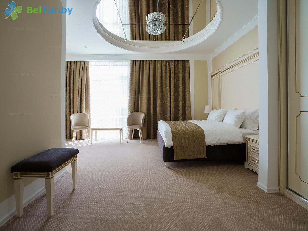Rest in Belarus - hotel complex Versailles Park Hotel - 1-room double junior suite (hotel) 