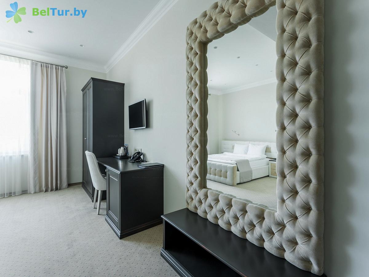 Rest in Belarus - hotel complex Versailles Park Hotel - 1-room advanced double (hotel) 