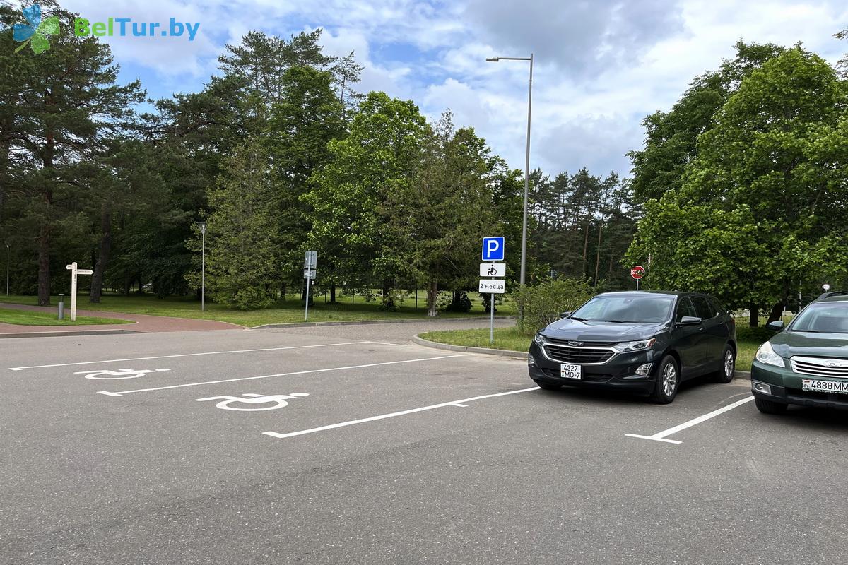Rest in Belarus - Country complex Viliya Park - Parking lot