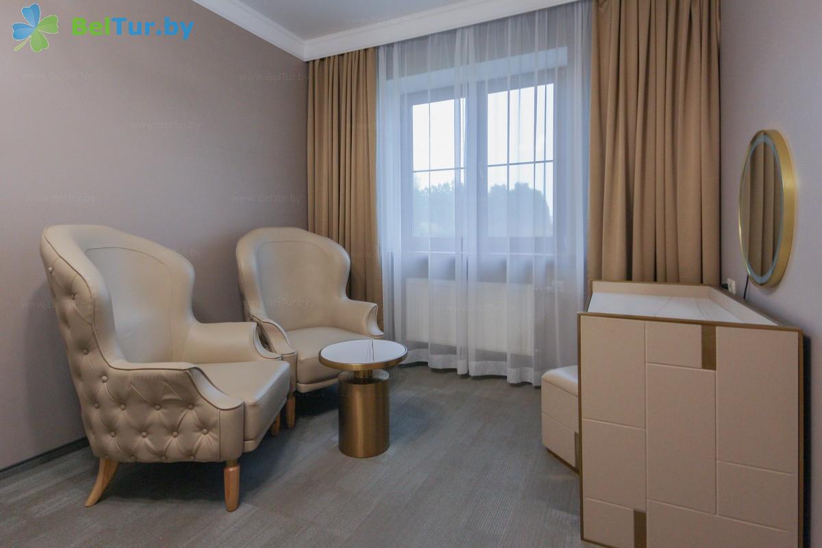 Отдых в Белоруссии Беларуси - гостиничный комплекс Робинсон клаб / Robinson Club - 2-местный 2-комнатный люкс (отель) 