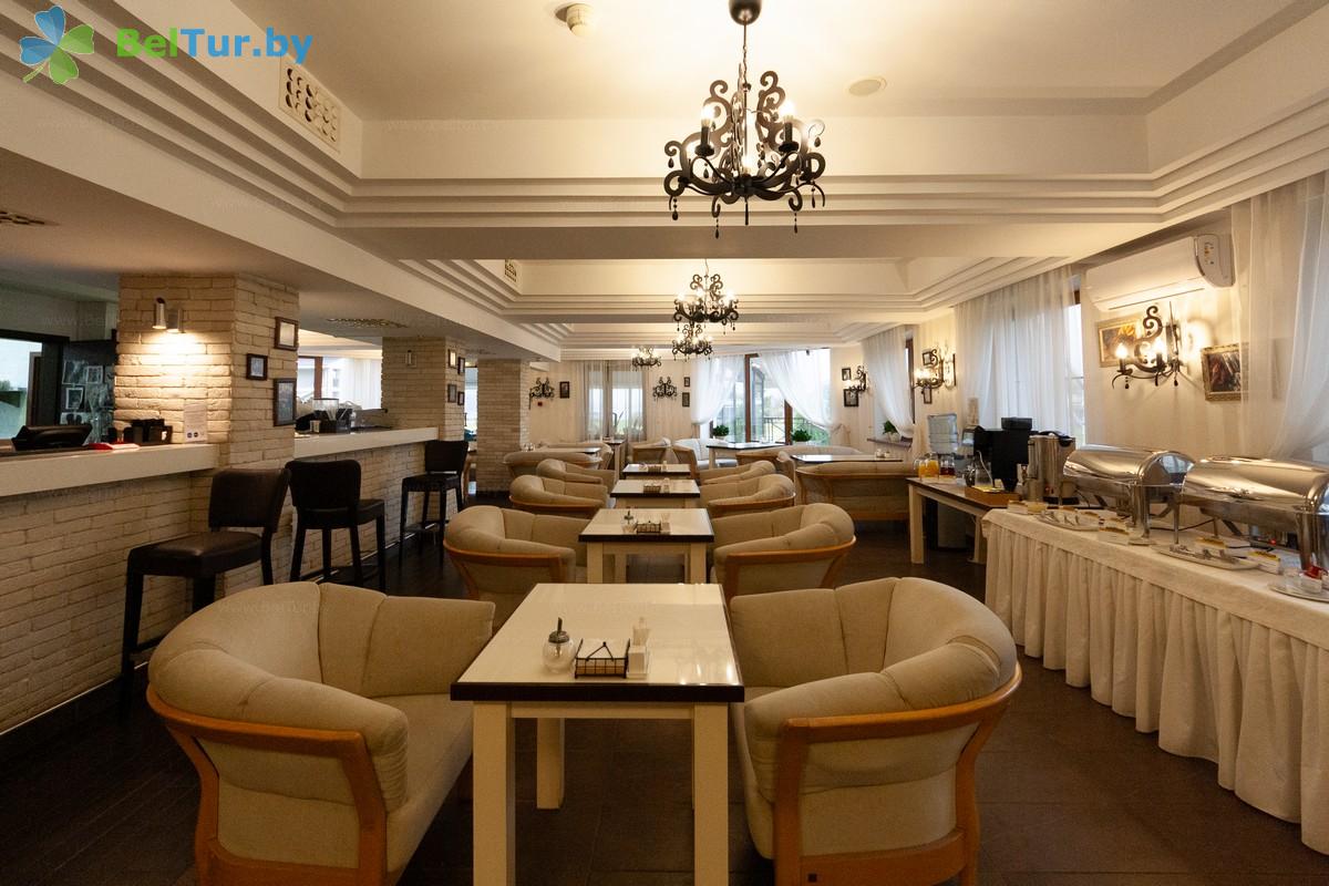 Отдых в Белоруссии Беларуси - гостиничный комплекс Робинсон клаб / Robinson Club - Бар