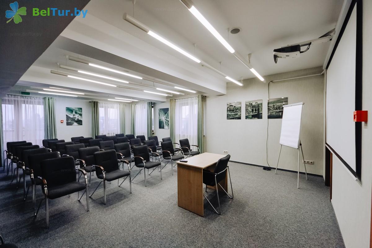 Отдых в Белоруссии Беларуси - гостиничный комплекс Робинсон клаб / Robinson Club - Конференц-зал
