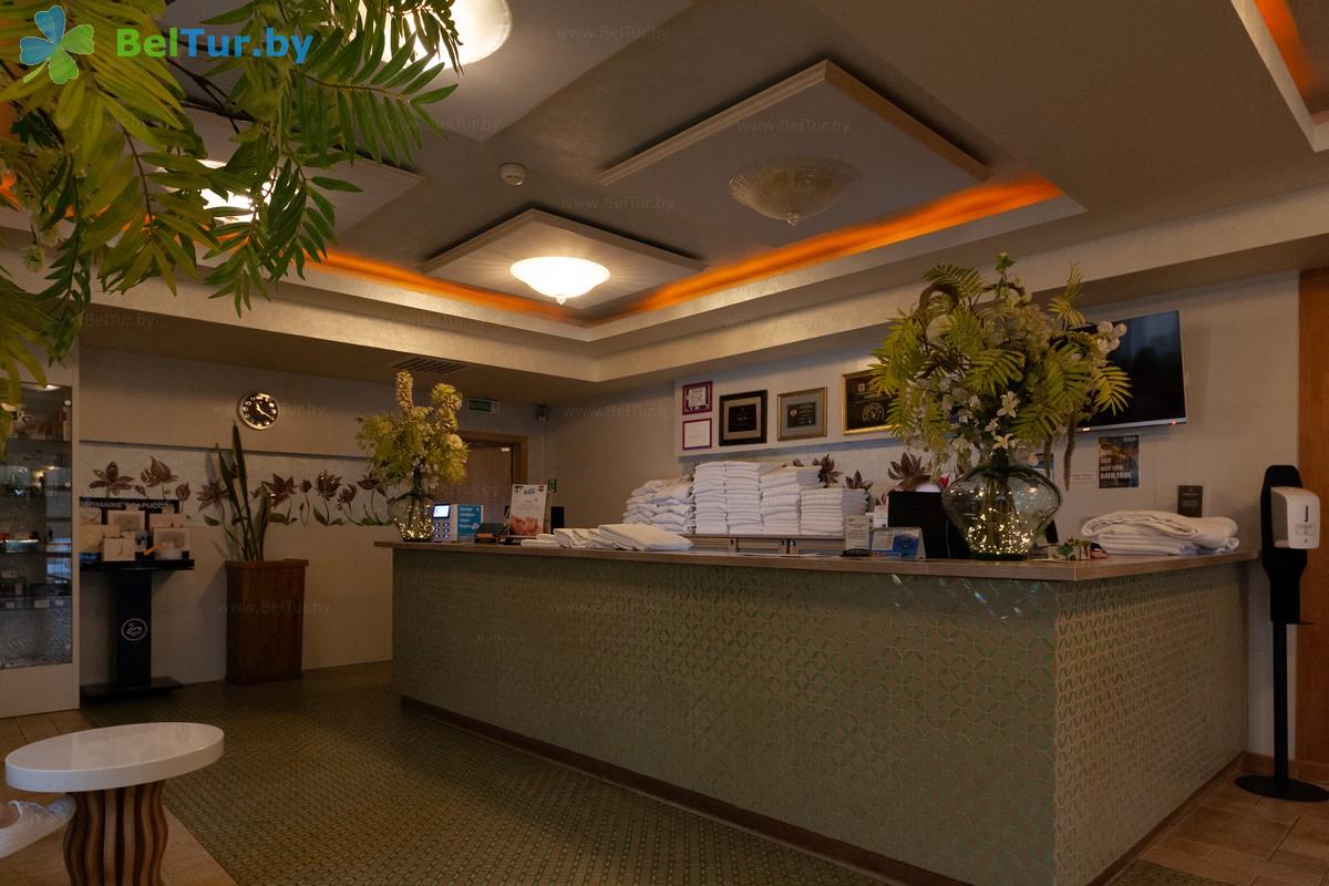 Отдых в Белоруссии Беларуси - гостиничный комплекс Робинсон клаб / Robinson Club - Регистратура