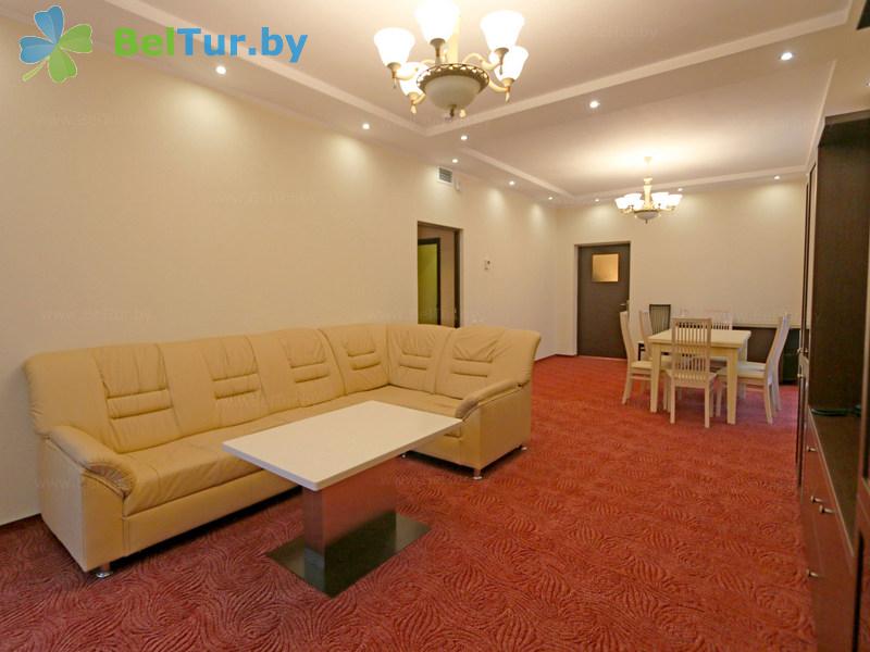 Rest in Belarus - educational and recreational complex Forum Minsk - 2-room double suite (hotel) 