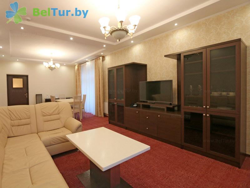 Rest in Belarus - educational and recreational complex Forum Minsk - 2-room double suite (hotel) 