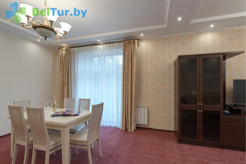 Rest in Belarus - educational and recreational complex Forum Minsk - 2-room double suite (hotel) 