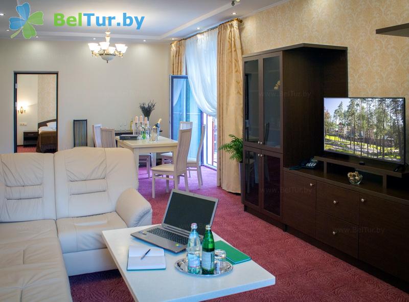 Rest in Belarus - educational and recreational complex Forum Minsk - 2-room double suite (hotel) 