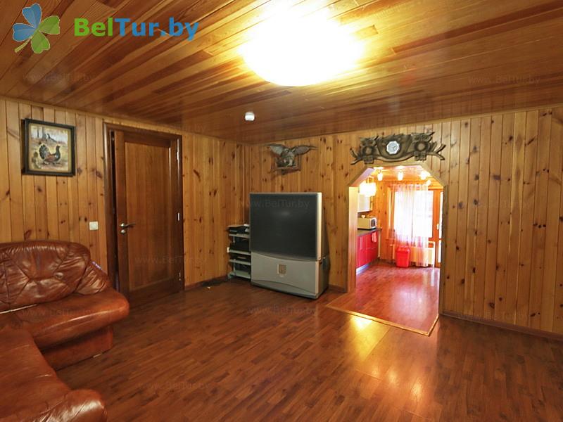 Rest in Belarus - hunter's house Lebedinoe - for 8 people (hunter's house Derevyanny) 