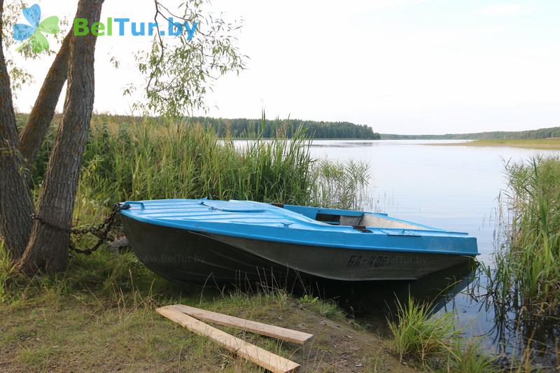 Отдых в Белоруссии Беларуси - дом охотника Гать - Прокат лодок