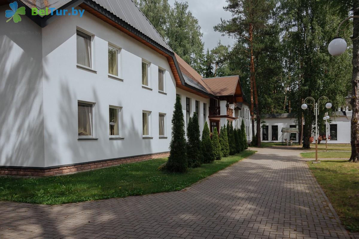 Rest in Belarus - recreation center Serebryanyiy rodnik - main building