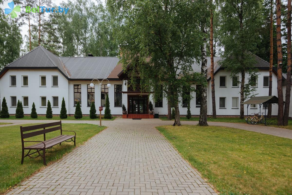 Rest in Belarus - recreation center Serebryanyiy rodnik - main building