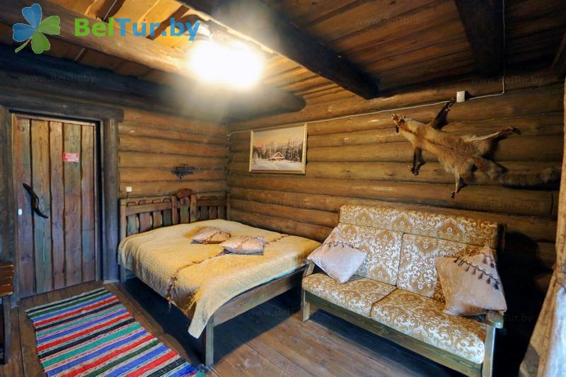 Rest in Belarus - recreation center Bobrovaja hata - house for 4 people (cottage Lisjya nora) 