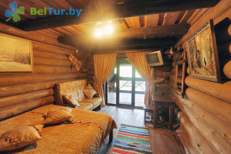 Rest in Belarus - recreation center Bobrovaja hata - house for 4 people (cottage Lisjya nora) 