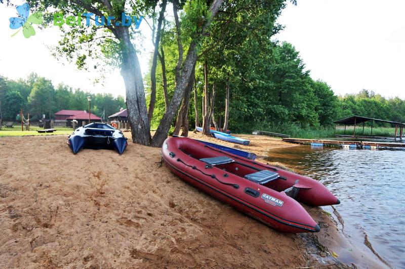 Rest in Belarus - recreation center Bobrovaja hata - Rent boats