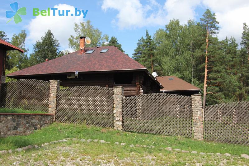 Rest in Belarus - recreation center Bobrovaja hata - Territory