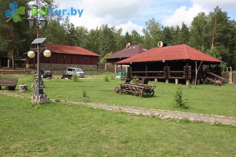 Rest in Belarus - recreation center Bobrovaja hata - Territory