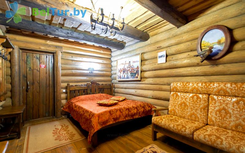 Rest in Belarus - recreation center Bobrovaja hata - house for 4 people (cottage Zayachjya izba) 