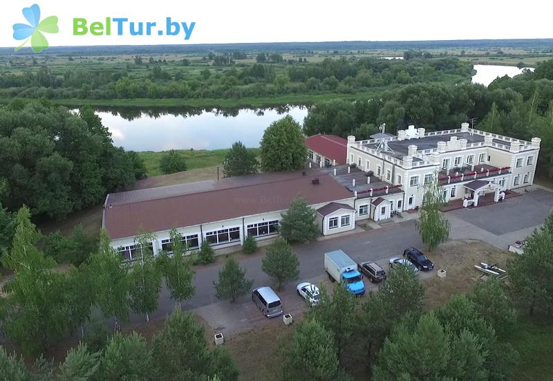 Rest in Belarus - hotel complex Vishnevyi sad - Territory