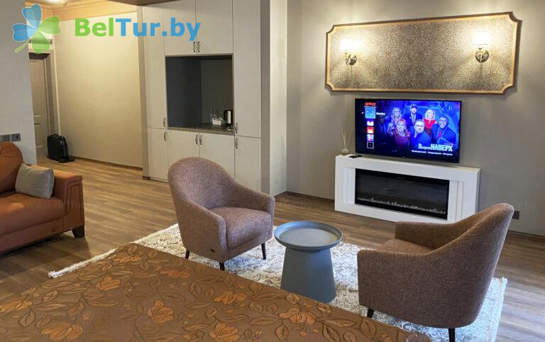 Rest in Belarus - hotel complex Vishnevyi sad - 1-room double delux (building 1 (main)) 