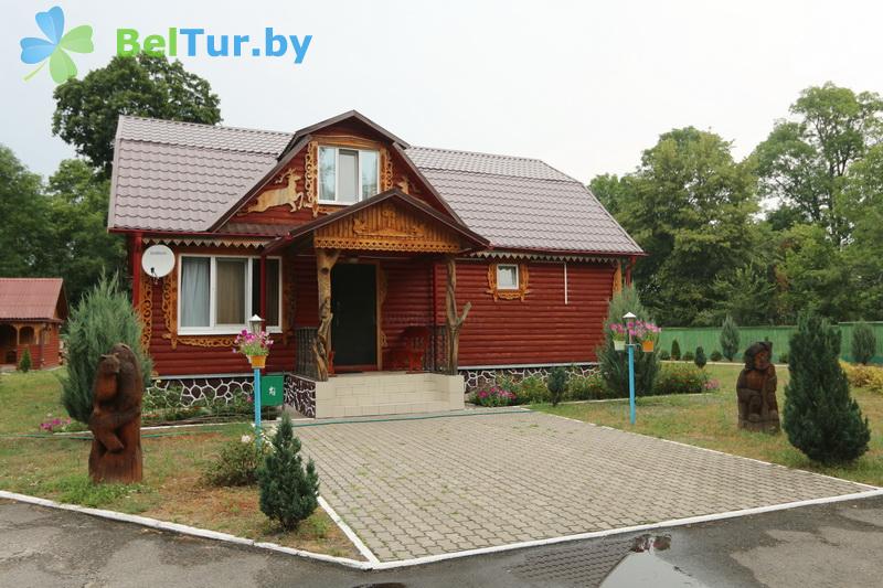 Rest in Belarus - hunter's house Petrikov - hunter's house