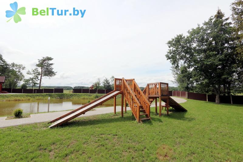 Rest in Belarus - hunter's house Gluhariny tok - Playground for children