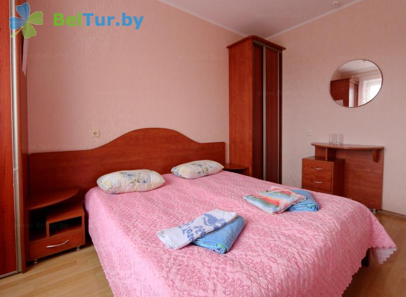 Rest in Belarus - recreation center Dom rybaka - 3-room for 5 people (hotel) 