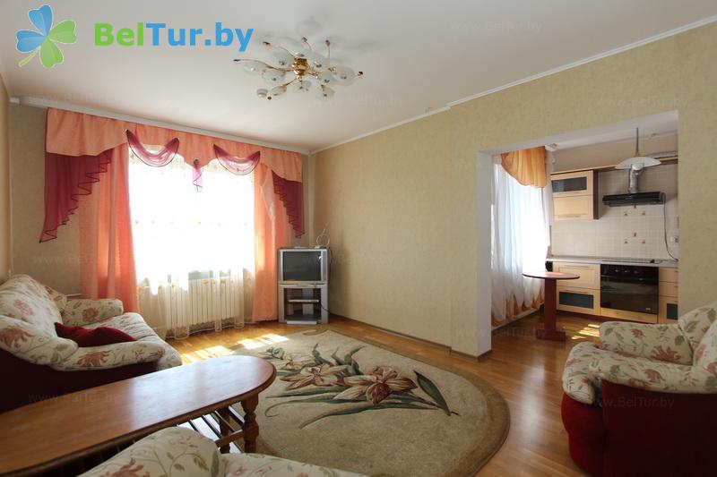 Rest in Belarus - recreation center Dom rybaka - 3-room suite with jacuzzi for 4 people (hotel) 