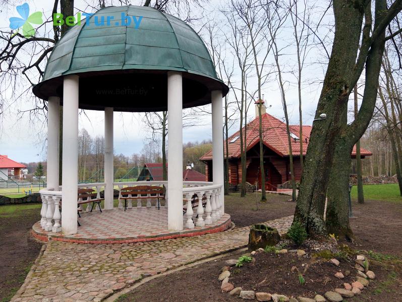 Rest in Belarus - farmstead Karolinsky folvarok Tyzengauza - Arbour