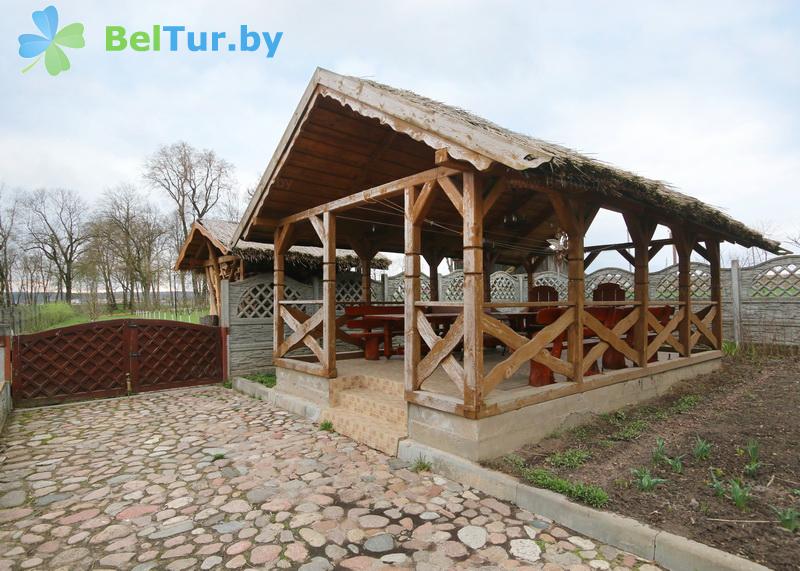 Rest in Belarus - farmstead Karolinsky folvarok Tyzengauza - Arbour