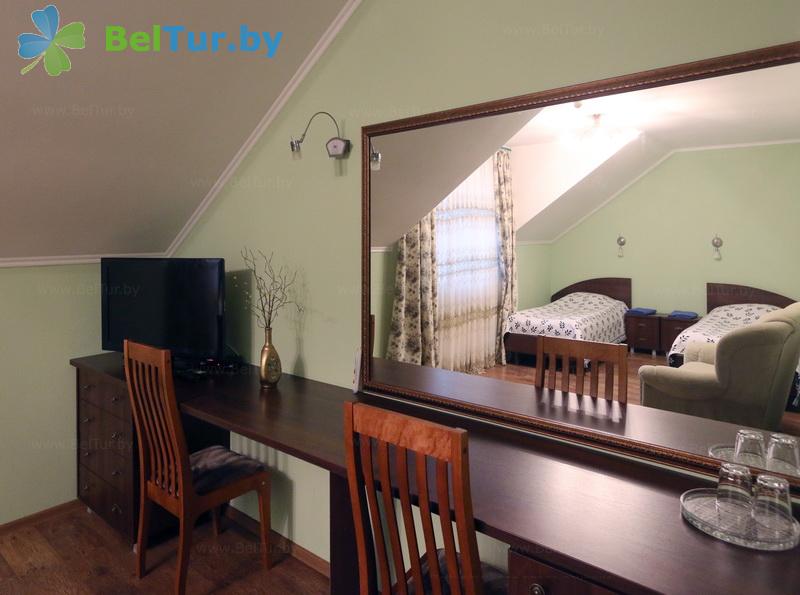 Rest in Belarus - farmstead Karolinsky folvarok Tyzengauza - 1-room double / Standard (house Rodovoe dnezdo) 