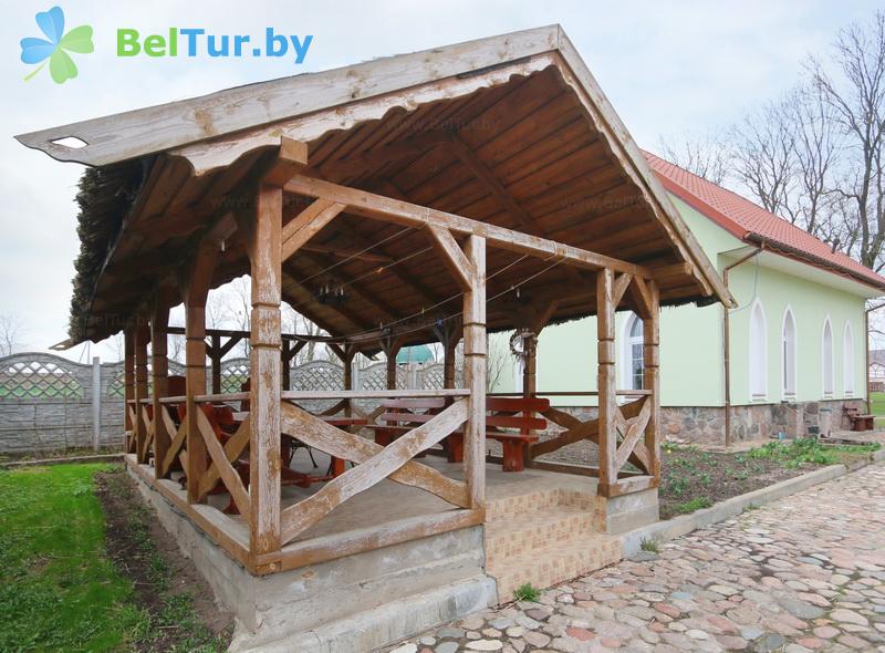 Rest in Belarus - farmstead Karolinsky folvarok Tyzengauza - Arbour