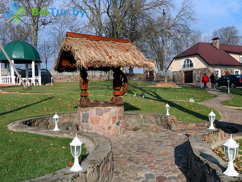 Rest in Belarus - farmstead Karolinsky folvarok Tyzengauza - Territory