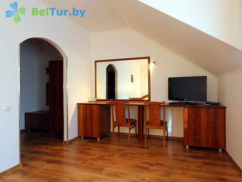 Rest in Belarus - farmstead Karolinsky folvarok Tyzengauza - 1-room double / Standard (house Rodovoe dnezdo) 