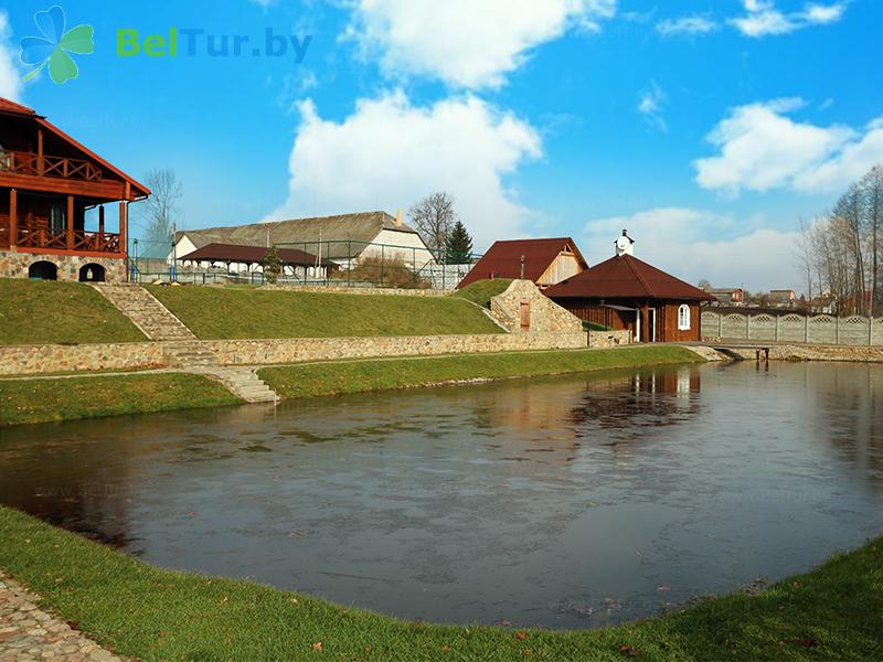 Rest in Belarus - farmstead Karolinsky folvarok Tyzengauza - Territory