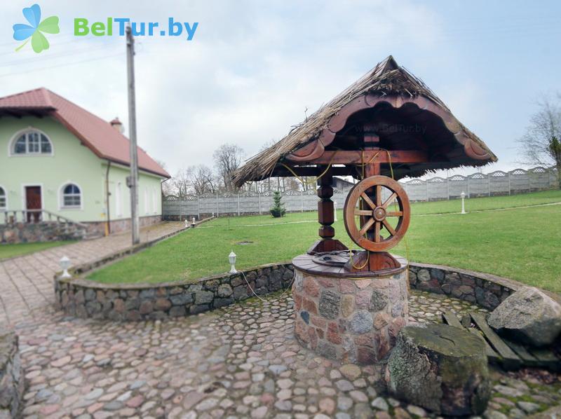 Rest in Belarus - farmstead Karolinsky folvarok Tyzengauza - Territory