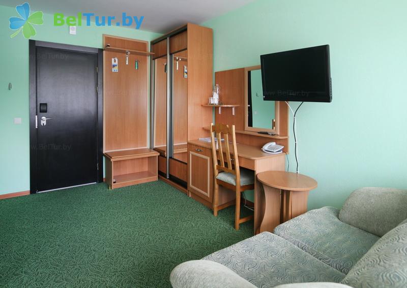 Отдых в Белоруссии Беларуси - гостиница Нарочь - двухместный однокомнатный / junior suit (гостиница, 1-4 этажи) 