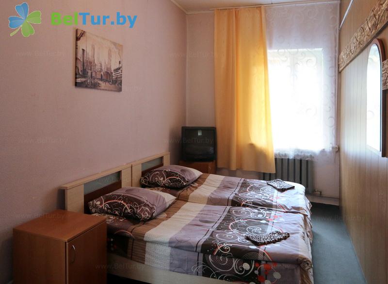 Rest in Belarus - recreation center Zhukov lug - 2-room for 5 people (house 10) 