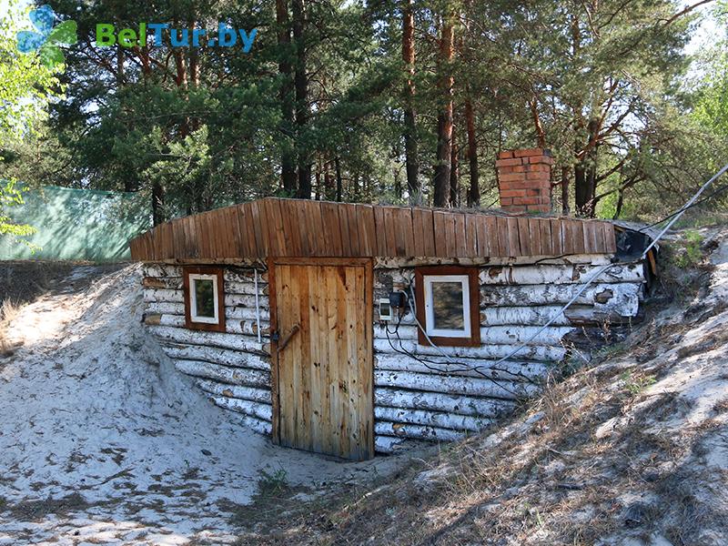 Rest in Belarus - farmstead Jerelec - dugout