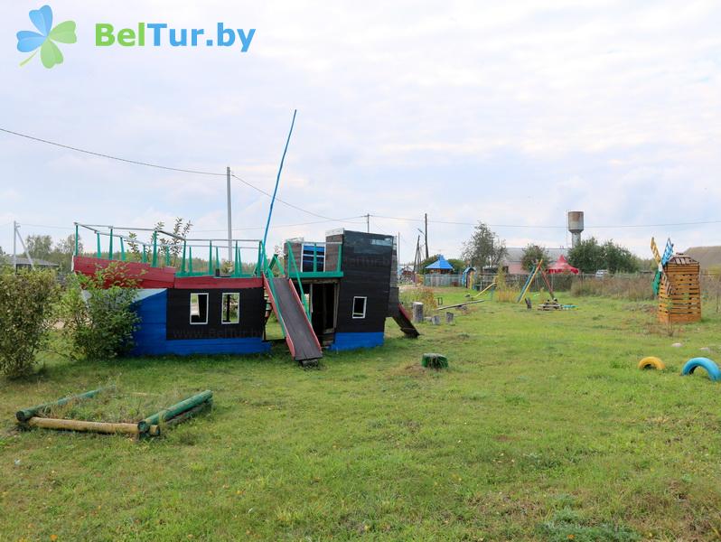 Rest in Belarus - farmstead Slutsky Straus - Playground for children