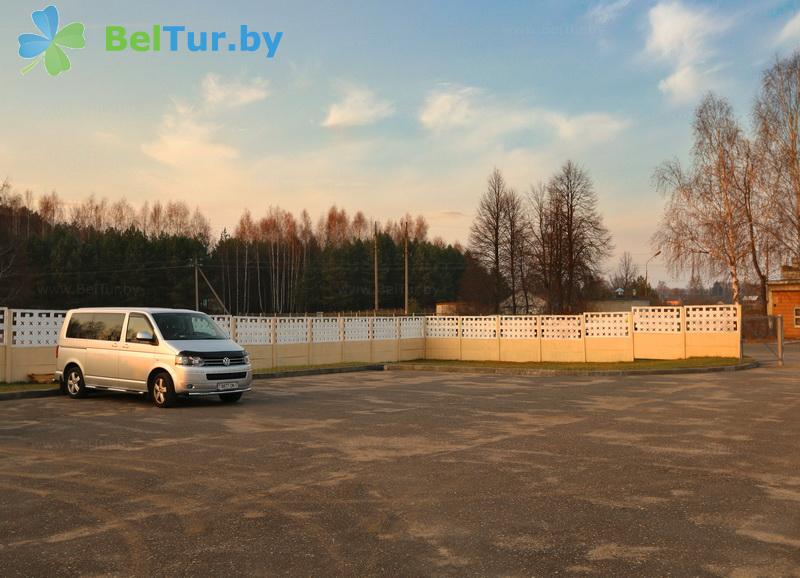 Rest in Belarus - guest house Antonisberg - Parking lot
