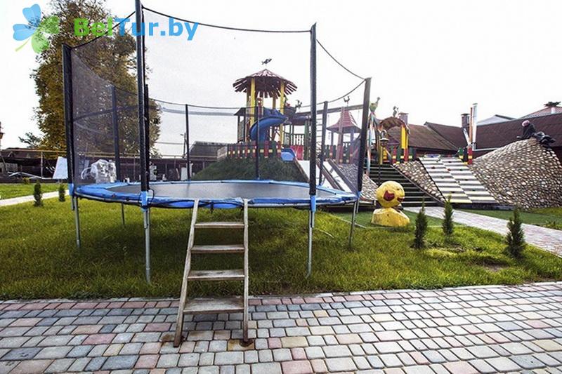 Rest in Belarus - farmstead Medvezhiya zavala - Playground for children