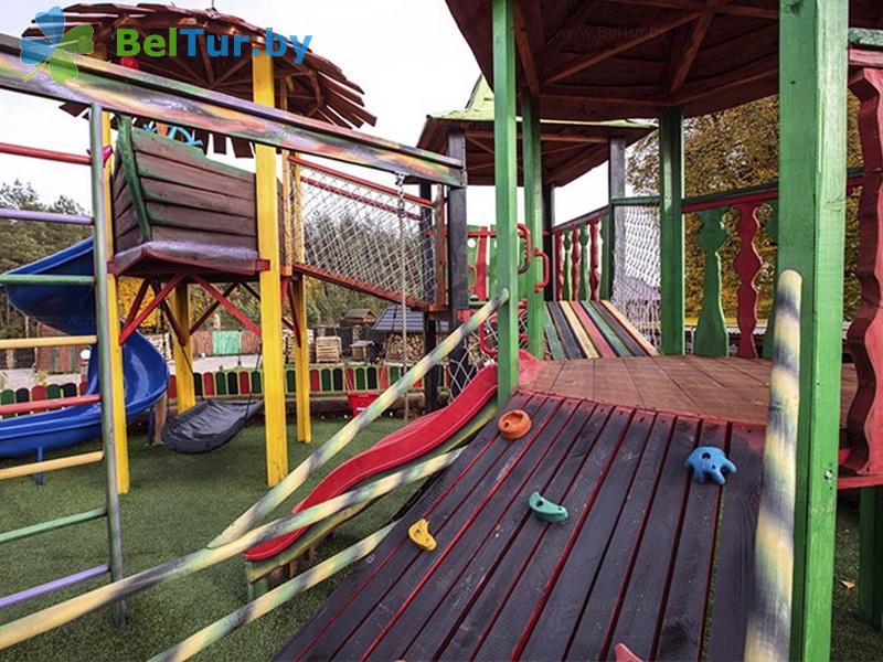 Rest in Belarus - farmstead Medvezhiya zavala - Playground for children