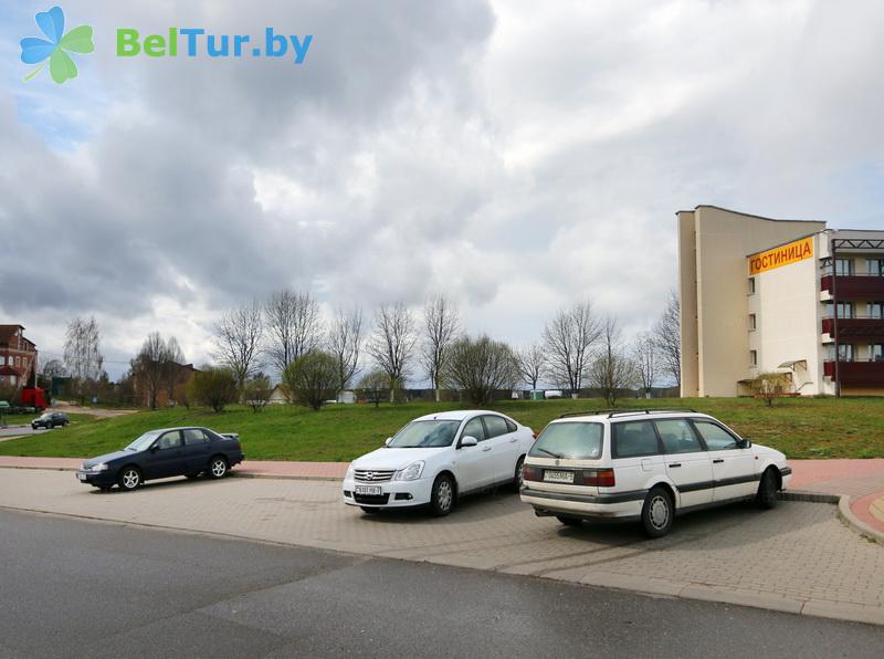 Rest in Belarus - hotel complex Ratomka - Parking lot